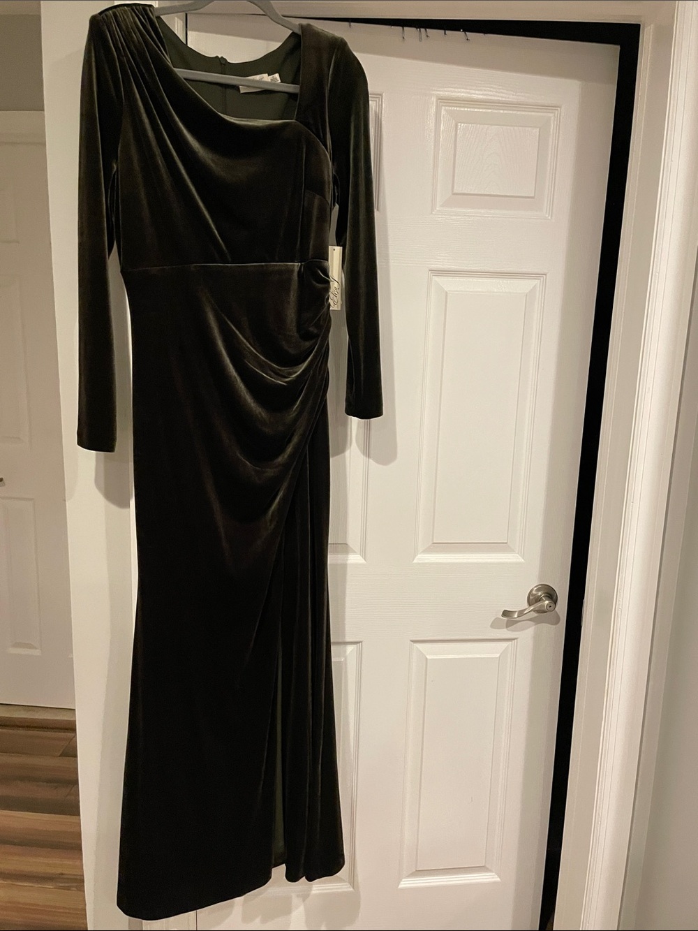 Eliza J Olive Velvet Ruched Long-Sleeve Gown